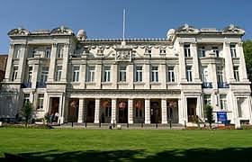 Queen Mary University of London (Pathway course)